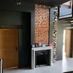 Black House 88 3*