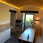 Black House 88 3*