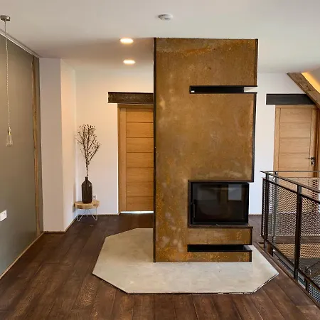 Black House 88 3* Ustroń