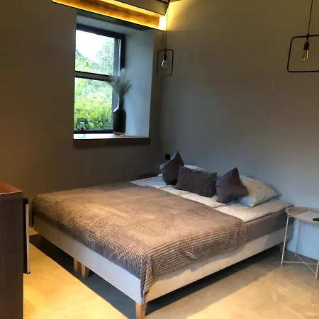 Black House 88 אוסטראון