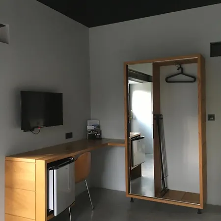 Guest house Black House 88