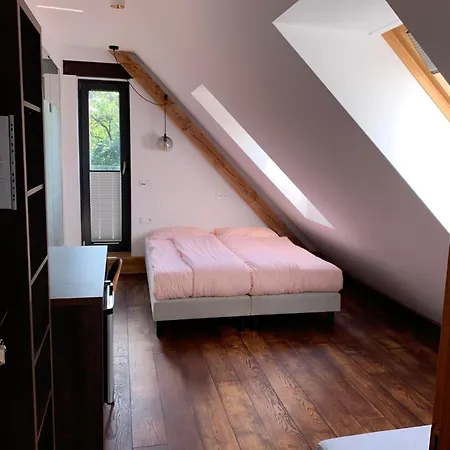 Black House 88 Guest house 3*