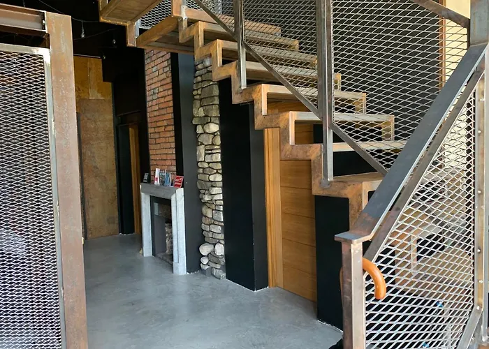 Konukevi Black House 88