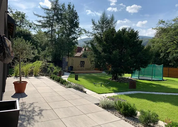 Pensión Black House 88 3*