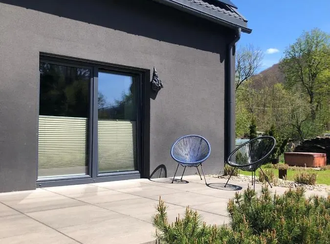 Konukevi Black House 88