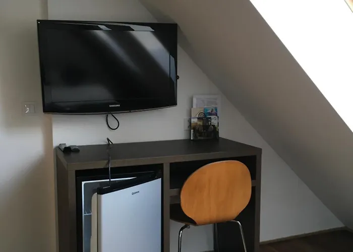 בית הארחה Black House 88 אוסטראון